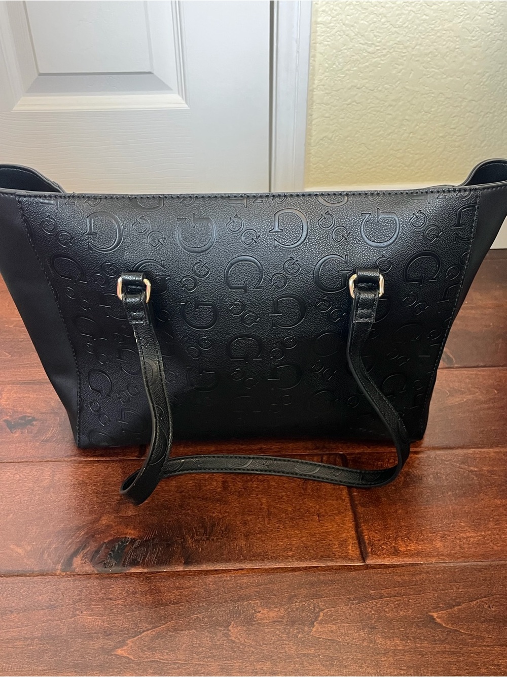 Vintage GUESS Tote Bag with Gold Hardware - Picture 3 of 3